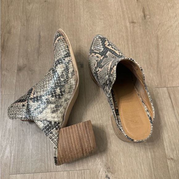 Snakeskin Booties - Picture 3 of 8